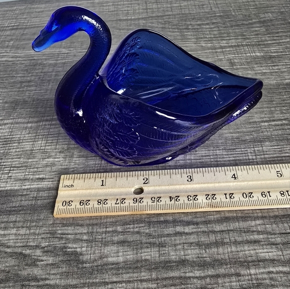 Fenton Cobalt Blue Swan Bird Collectible Glass Candy Trinket Ring Dish - Picture 9 of 10